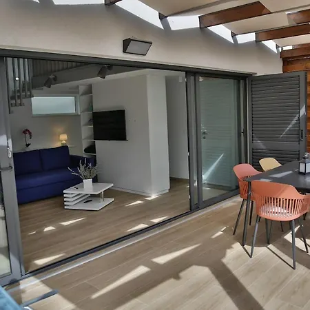 Klara Apartment