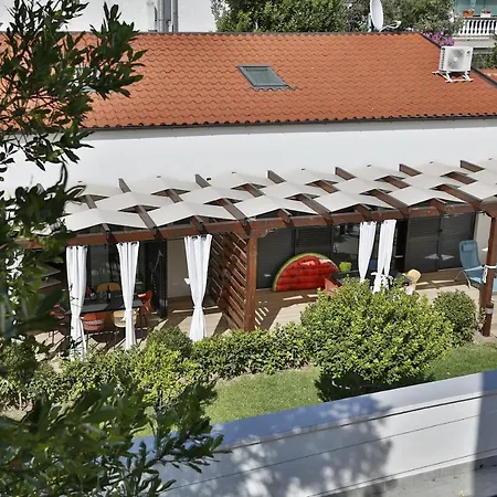 Klara Apartment Vodice